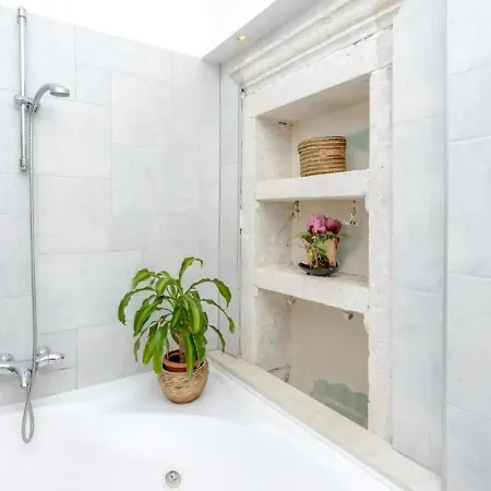 Semesterbostad Casa Anka *