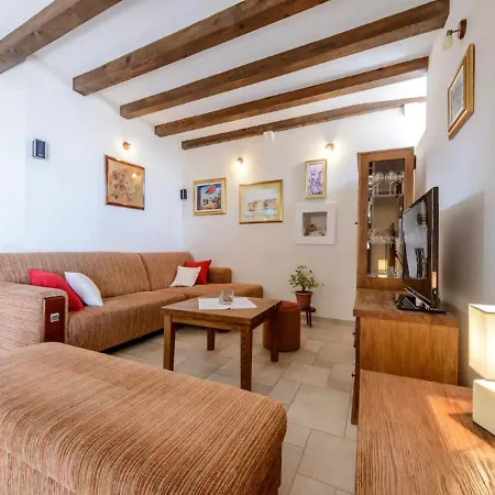Casa Anka